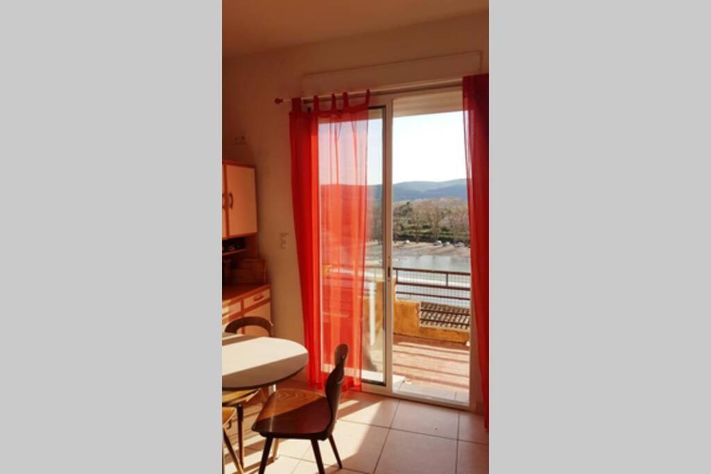 Joli Appartement, Terrasse Plein Sud Roquebrun Екстер'єр фото
